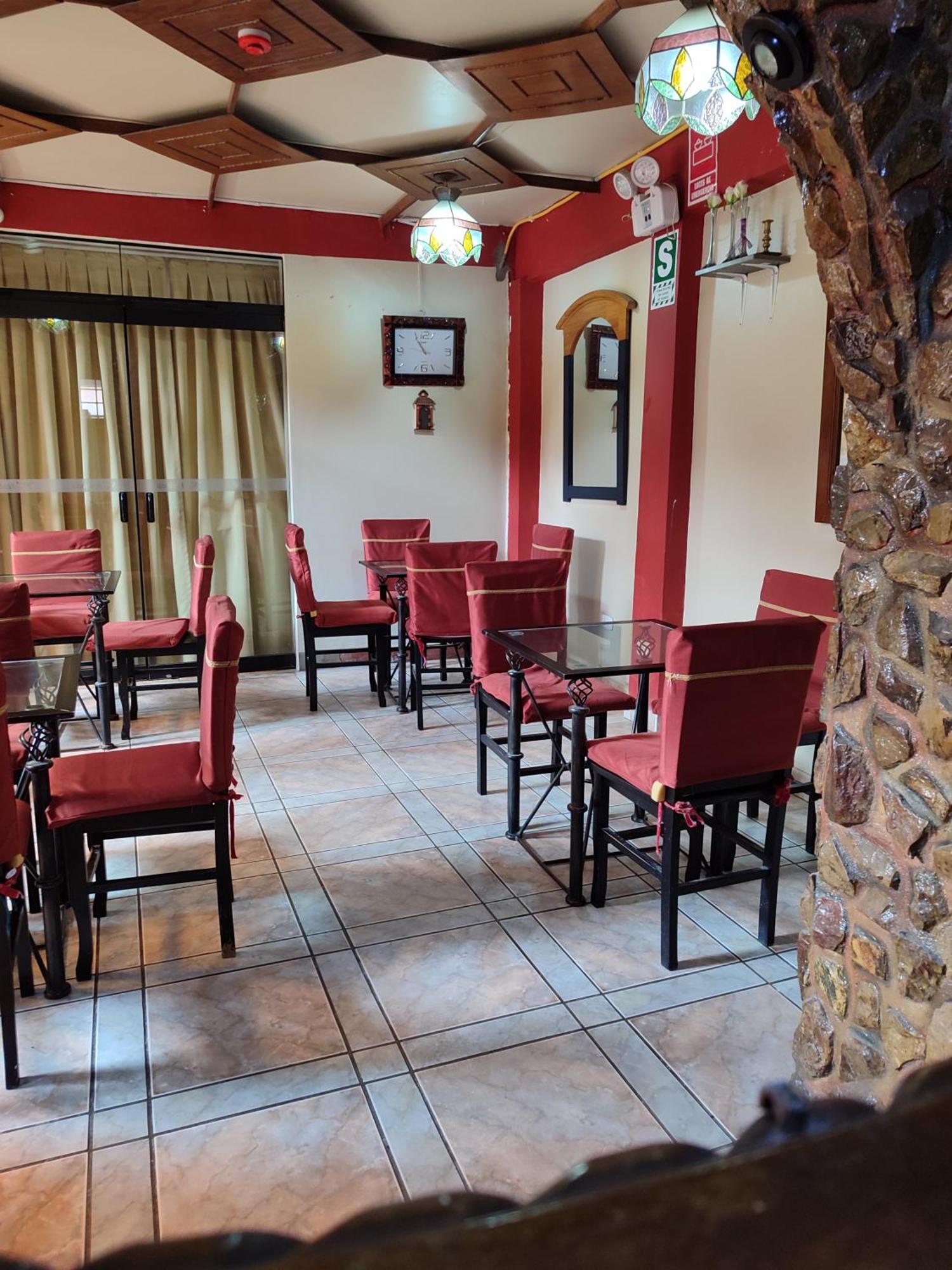 Andean Hostel Уарас Екстер'єр фото